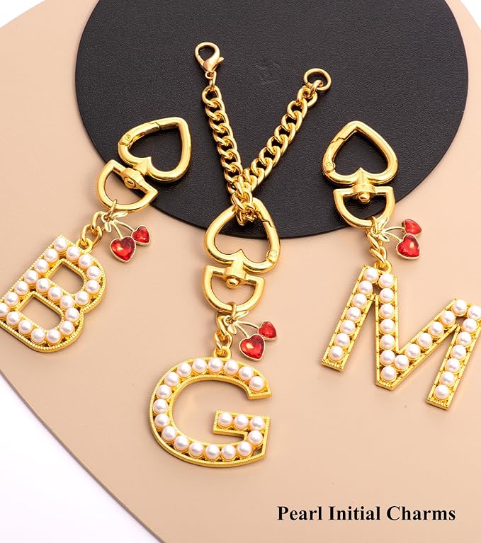 Pearl Initial Keychain with Leopard Bag Charms Wallet Chain Women Cute Alphabet Keychains Charm for Purse Handbag