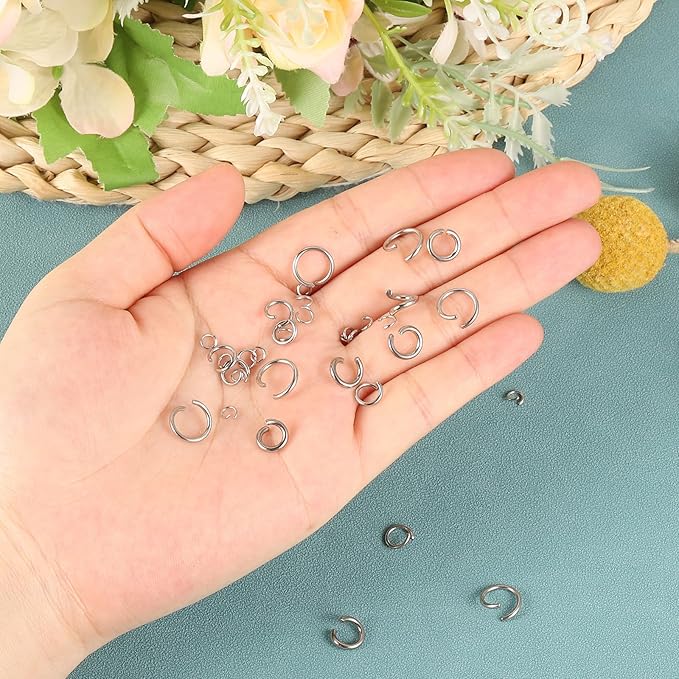 uxcell 200Pcs Open Jump Rings, 4.5mm 316 Stainless Steel O Rings, Split Rings Circle Clasp Connecting Rings for Jewelry Making Supplies Necklace Repair, Silver