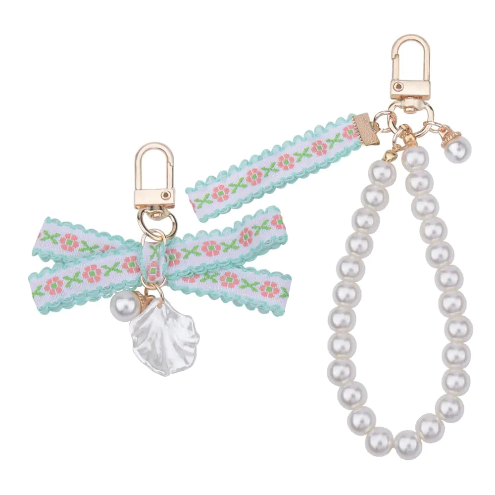 Pearl Bow Keychain Accessories for Women Girls Beaded Car Keychain Keyring for Women Pearl Shell Wristlet Keychain Bag Charms for Handbags Pearl Lanyard Keychain Key Chain for Women 2pcs